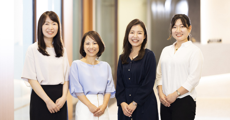 WOMAN CROSS TALK女性座談会